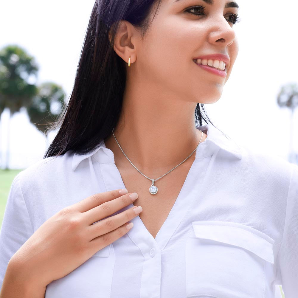 Soul Sister Necklace – Meaningful Gift for Soul Sister, Sentimental Friendship Jewelry for Your Forever Person - "Some people go that extra mile"