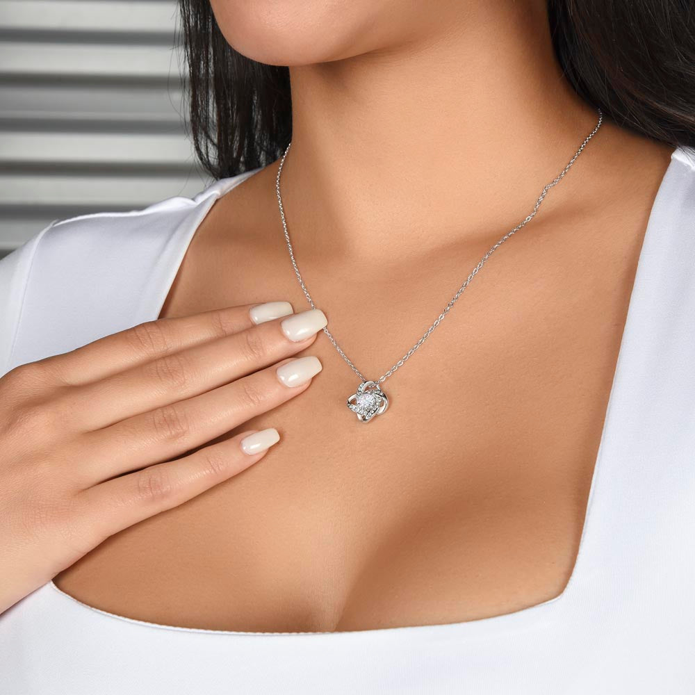 Nana Mothers Day Necklace – Nana Gift from Grandkids, Love Knot Nana Jewelry Present - "I'm so grateful for all the love"