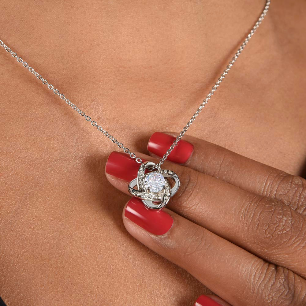 Personalized Long Distance Fiancée Necklace – Custom Love Knot Jewelry for Long Distance Relationship - "I know the distance is hard"