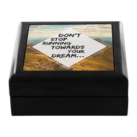 Load image into Gallery viewer, Inspiring Motivational Keepsake Box - &quot;Don&#39;t Stop Running Towards Your Dream&quot;
