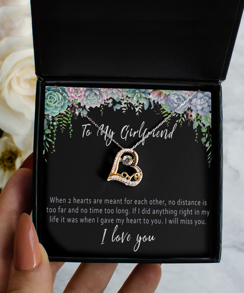 To My Girlfriend Necklace For Birthday, Anniversary, Valentines, Christmas. Long Distance Relationship Gift For Girlfriend. Love Notes - When 2 Hearts Are Meant For Each Other
